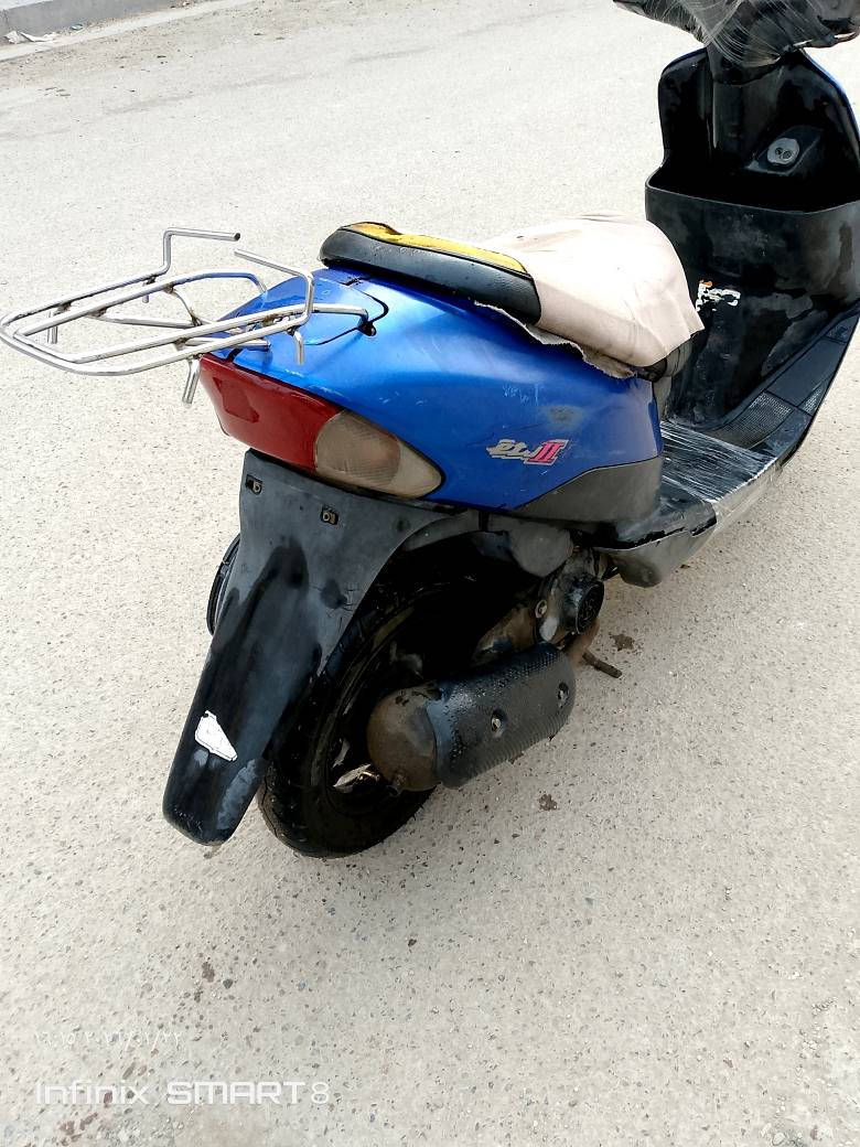 دراجة سازوكي خفاش ياباني  كاملة مكاني الحرية السعر200قفل رقم الهاتف‪***********
