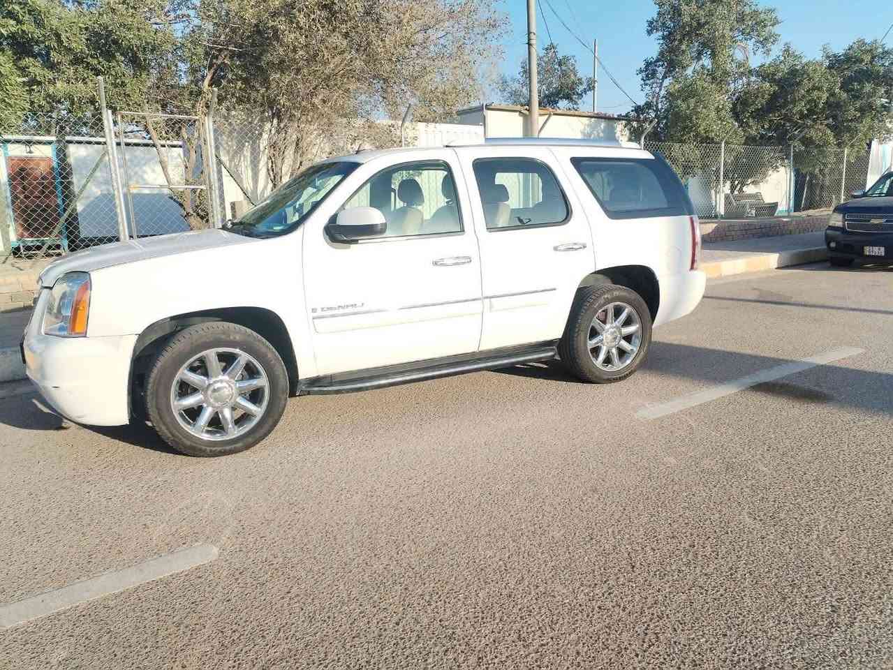 لا كص ولا انتر بول ولا سرقة مكفوله من كلشي
السياره عالقرار الجديد مال المرور صعدت هزه وتصوير وفتح اضبارة كمركيه 
السياره اصوليه مكفول من كلشي وسليمه من كلشي
رفقنا لهه رقم مميز بالمعامله تسقيد سياره الهه بقه بس الكمرك ممدفوع السياره ايدك وترايك لاربيل للموصل مرجع كير مكينه تايرات صدر مشط باتري سلف اكسن كاردن كهربائيات تبريد تلث قطع كله جديد محد ماد ايده عليهن
تبريد دواخل عسلي بانو راما شاشه كامره تحكم ستيرن
 في اي بي كشن منفصل مكينه خير من الله 
السياره بحالة الوكاله 
وسيارة التسقيط يم المشروع مخلينهه متعبك 
بالعافيه على الياخذها 
تتواجد بميسان 
***********
***********
