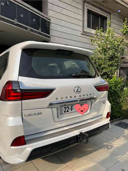 السلام عليكم 
للبيع لكزز LXS 

الموديل 2018
ماشيه 100km بلادي مملعوب بالعداد 
السيارة فول مواصفات ومعروفة مواصفاتها 
مكفوله من كلشي رقم اربيل مكاني بغداد / الدورة
السعر 72,000$ (سبع شدات وعشرين) بيه مجال للشراي
رقمي ***********
