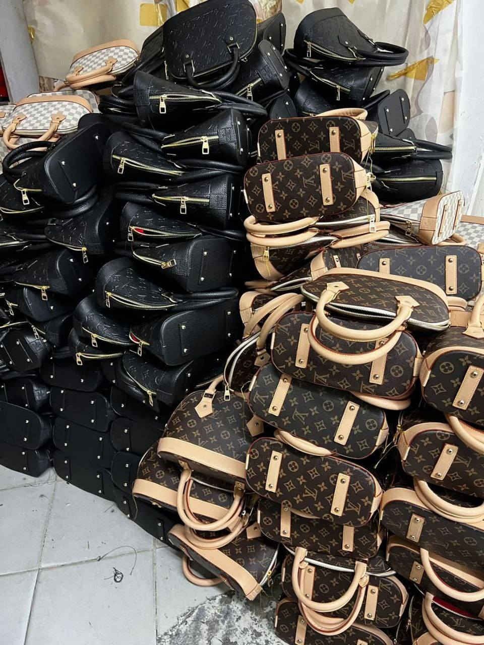 شروات باقل الاسعار 
باقي الاشكال والاسعار في القناة التلجرام 👇
https://t.me/+KlhZOxsioPo0MDVk
https://t.me/+KlhZOxsioPo0MDVk


**إذا كنت صاحب هذا الإعلان وتريد حذفه لأي سبب، رجاءا أرسل رسالة إلى الدعم الفني**