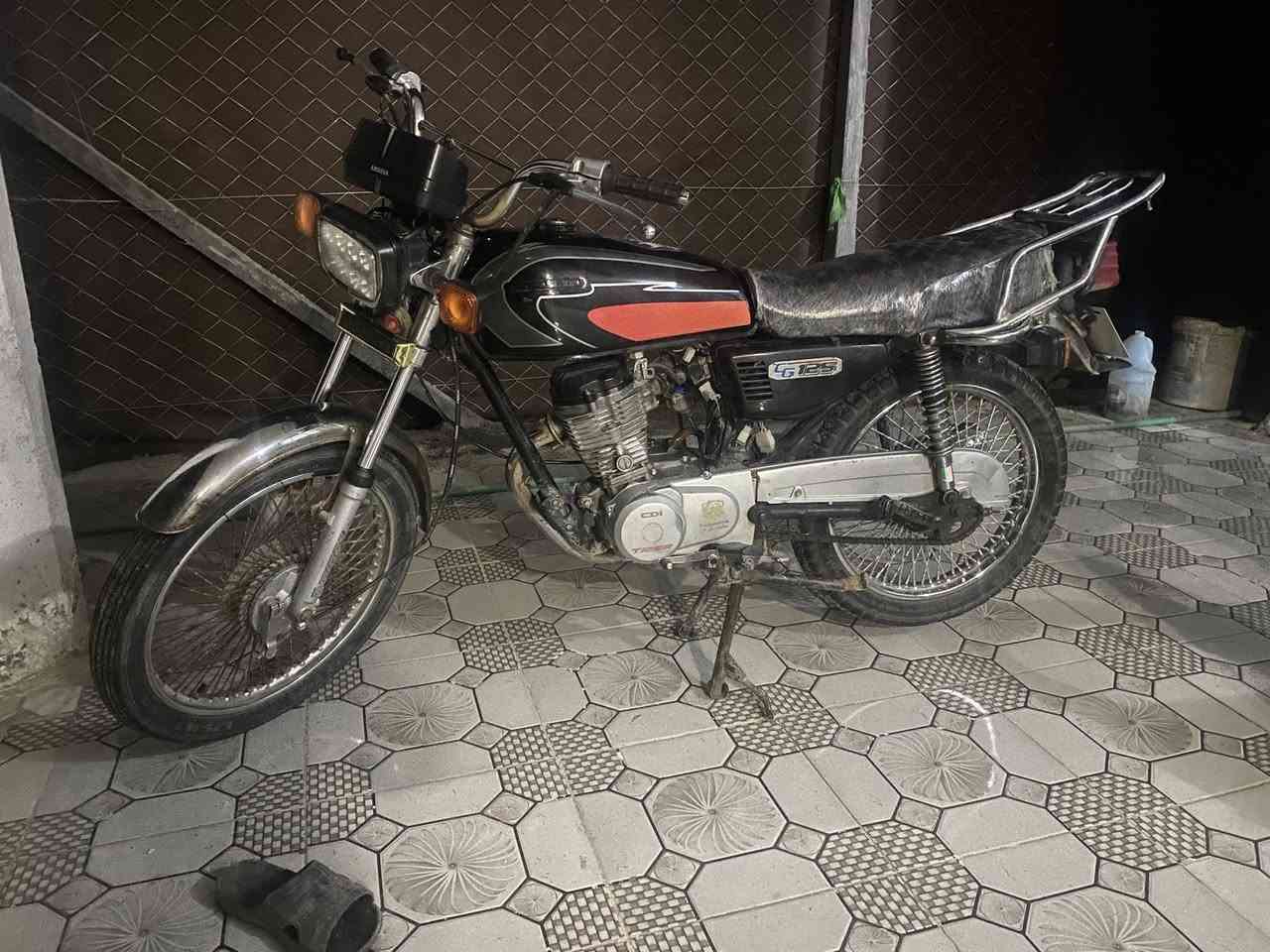 سلام عليكم دراجه تايكر2020للبيع أوراق اصولي السعر 400وبيها مجال العنوان المحاويل ***********
