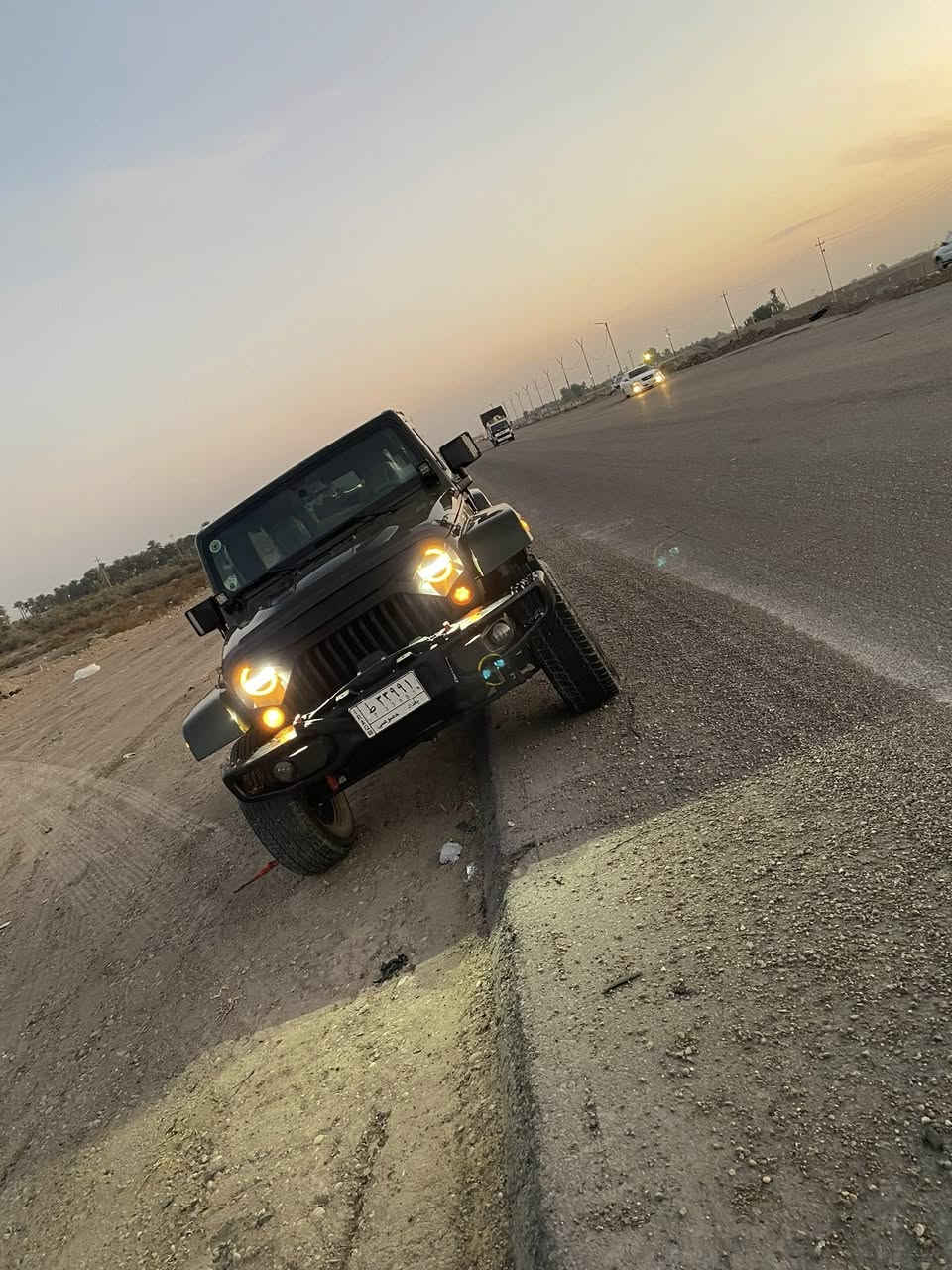 السلام عليكم
جيب رانكلر ٢٠١٦ ماشية ٦٥ الف ميل Unlimited 75th Anniversary تجي القماره والتفاصيل الباقية نفس لون السياره والبنيد فتحات بلاد  وبيهة هواية تفاصيل بعد مبينه بالصور بدون صبغ حادث امريكا بسيط كلش الصور مرفقة بيهة تكحيل كارت بسيط بالجاملغات الاماميه وهنا صار بيهة حادث بسيط بالصفحة الصور مرفقة هم مصلح بارد وبي تكحيل كلش بسيط 
السياره كلش مرتبة وبيهة تفاصيل حلوه 
مكان السياره بغداد السعر 20,000$ وبيهة مجال 
للأستفسار الاتصال :
***********
