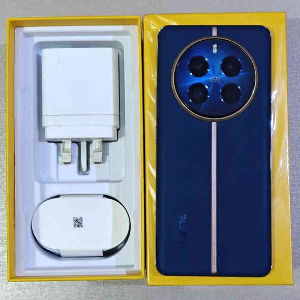 ريلمي Realme 12 Pro plus 5G

السعـــــر🔥375🔥الــف مع التوصيل💨🚕

مستخدم نظيف جدآ بحالة الشركة مكفول من كلشي 

الذاكره 512 الـــــرام 12+12

للــــــــطلب فقط عبر الواتساب ***********

العنـــــ✍️ـــوان 

محافظــــة - واســـط - الكــــوت - مـــركز المدينــــة

التوصيـل متوفـــــــر الى جـــميع المحافظــــات💨🚕
