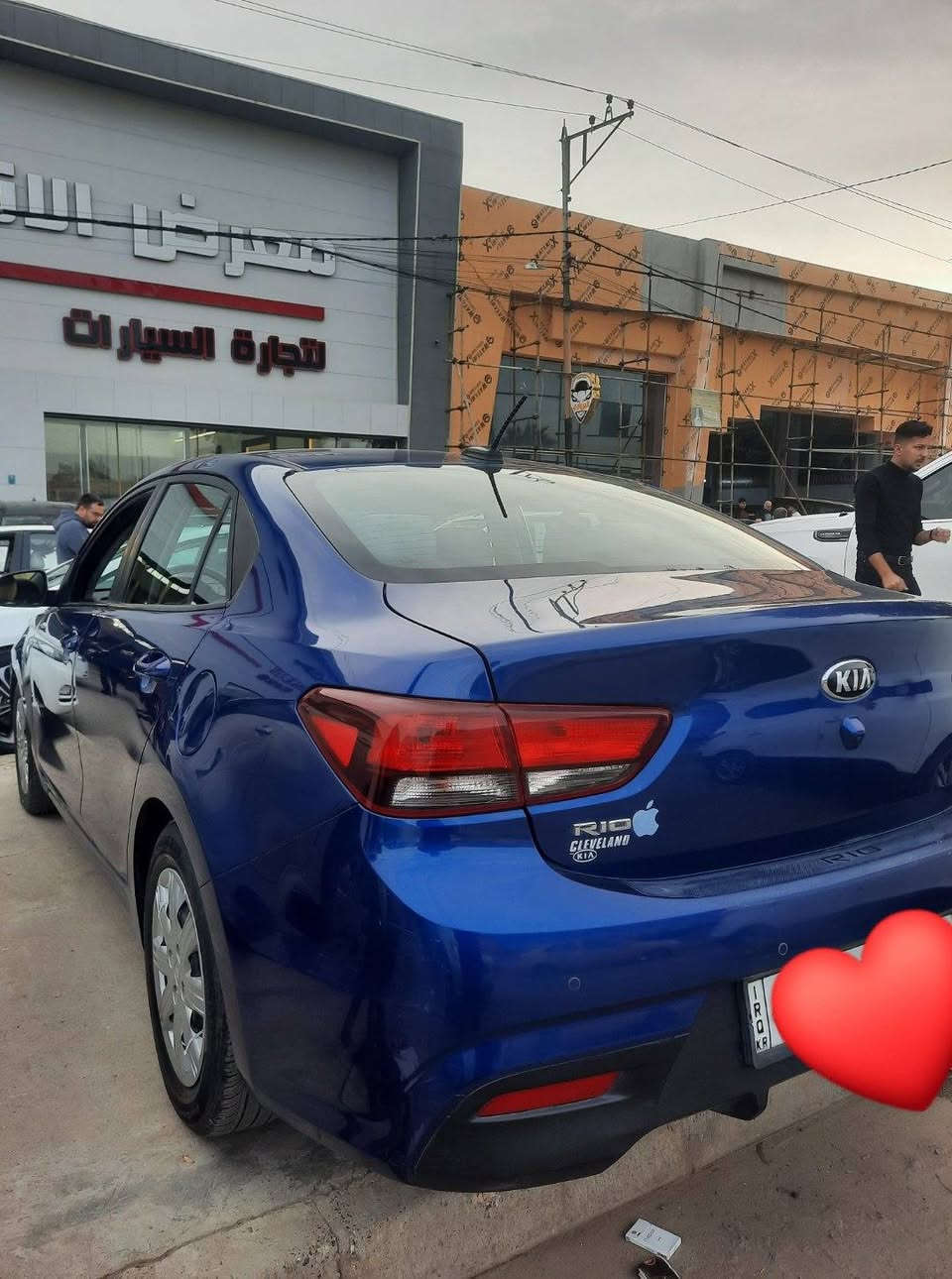 كيا ريو للبيع موديل 2018 وارد أمريكي
رقم سليمانيه مسطره جديد
محرك 1600 GDI بلادي
كير ATM المرغوب 
مواصفات نص فول 
ضرر بوند فقط وطخه بسيطه بل باب  بدون دواخل 
سياره كامله ماناقصها شي
مكان السياره موصل 
السعر 117 وبيها مجال شي قليل للطيبين 
رقم الهاتف ***********
