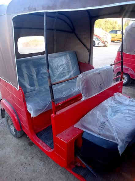 سلام عليكم شباب تكتك باجاج رقم وسنويه تحويل مباشر موديل 18 طالع بل عشرين نضيفه مابيه  خياس السعر 4و 500وبيه مجال الاستفسار ***********
