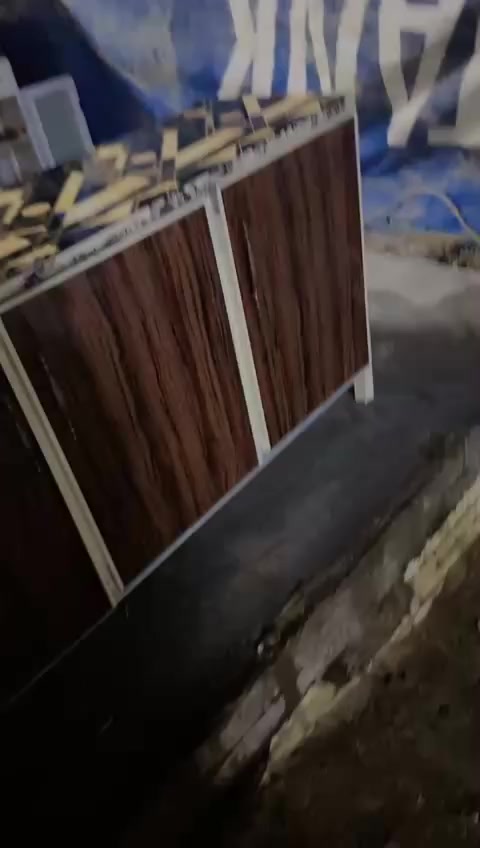 سنك حديد  متر ونص  معه ملحق مترين ونص  العنوان حي الحدل ستفسار خاص سعر 200وبيهن مجال ثنيهن


**إذا كنت صاحب هذا الإعلان وتريد حذفه لأي سبب، رجاءا أرسل رسالة إلى الدعم الفني**