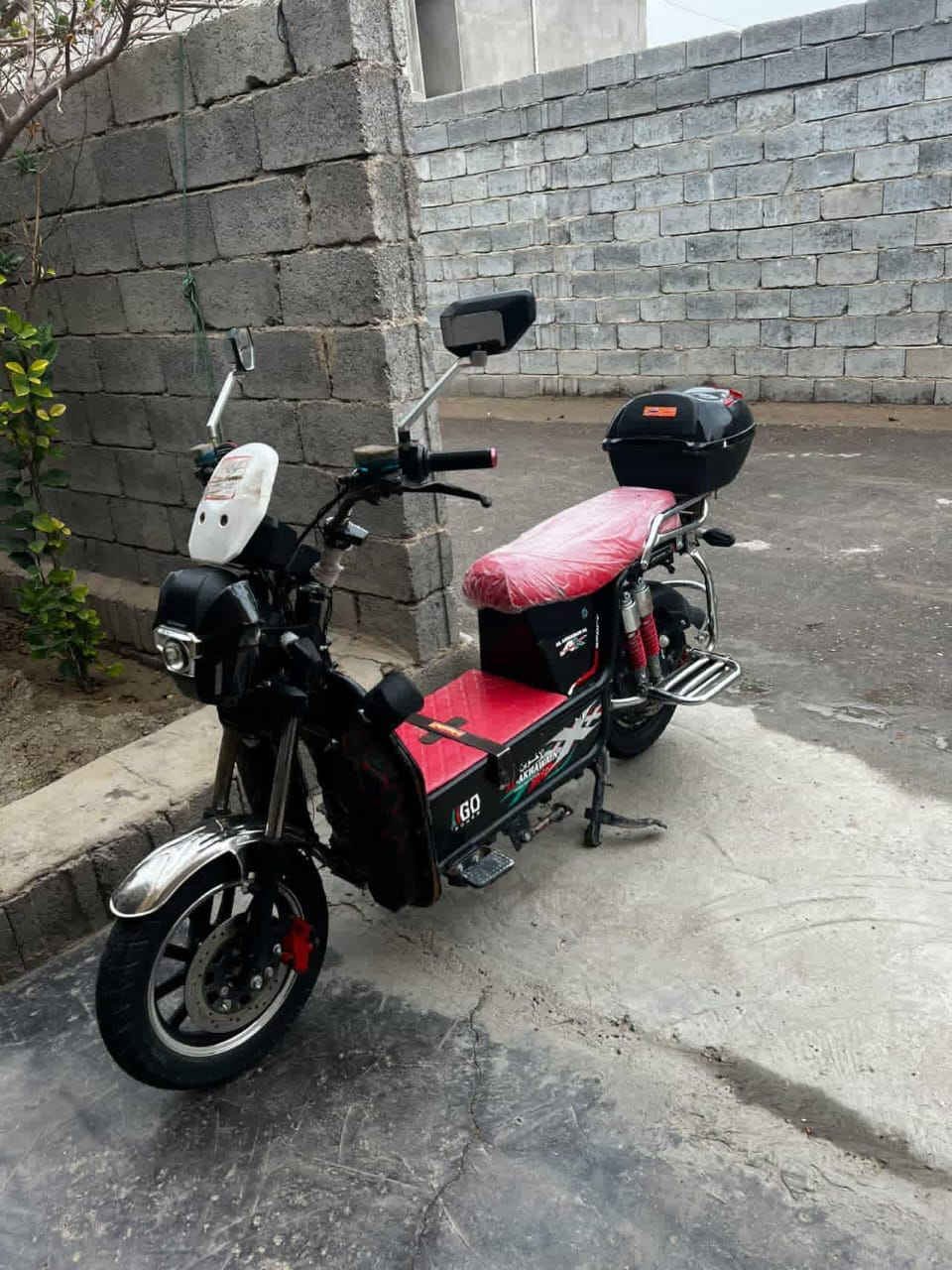 سلام عليكم دراجه شحن البيع بطاريات ع فحص مابي اي نقص. مكلف بنشر هاذه رقم صاحب دراجه***********
