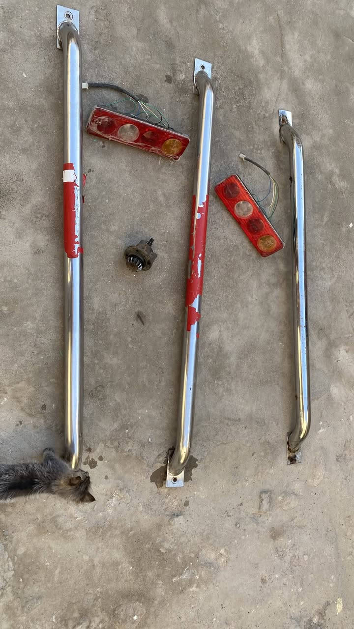 سلام عليكم ستيلات 3 وبك لايتات مامشدودات وعرموطه مال تفصيخ السعر 50 مكلف بالنشر هذاه رقم راعيها ***********
