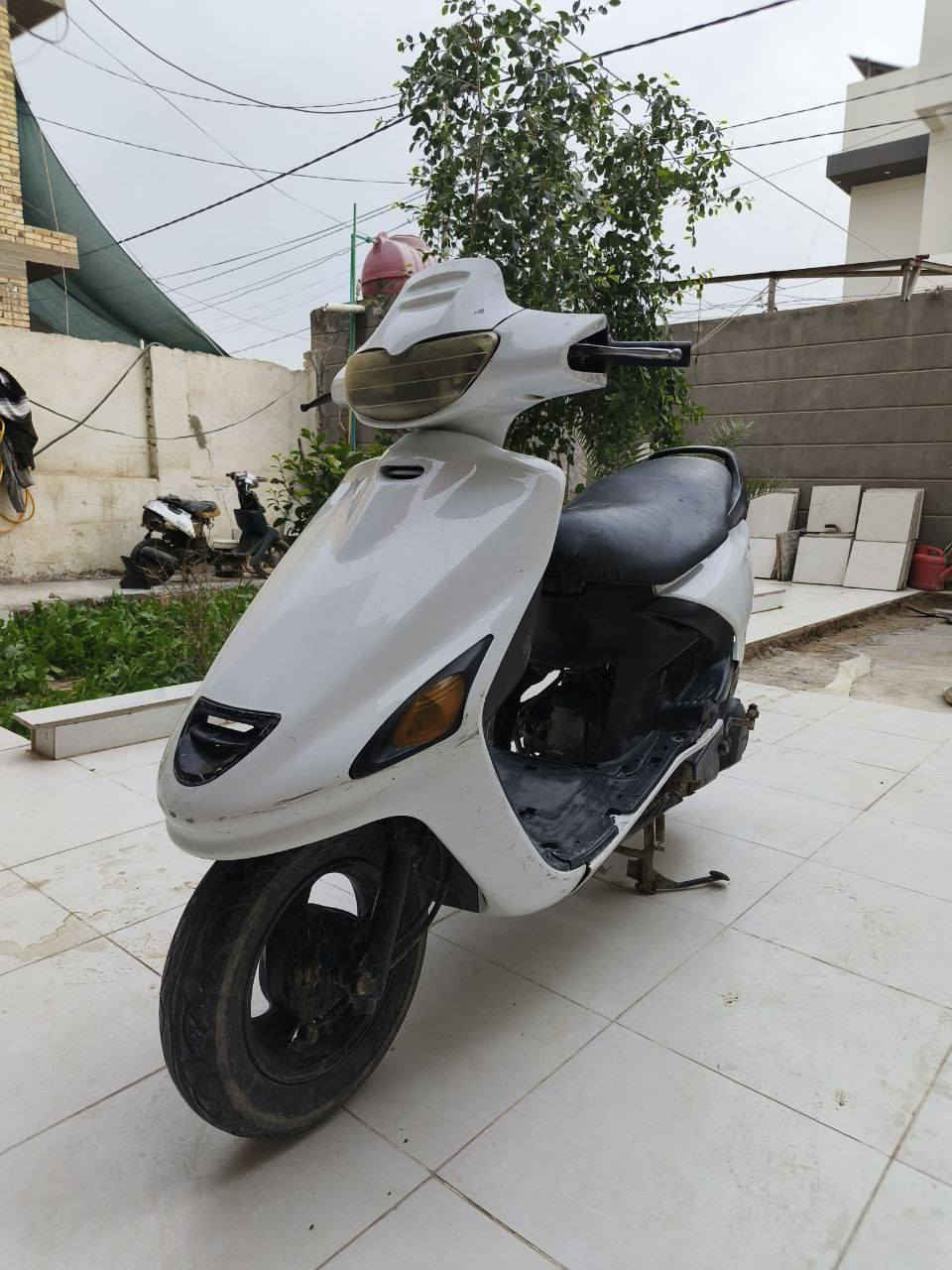 السلام عليكم دراجه فراشه فحل للبيع الدراجه نضيفه بشوفة عينك والمحرك شرط مامفتوح والسعر خاص المكان الديوانية حي الزيتون للاستفسار رقم الهاتف ***********
