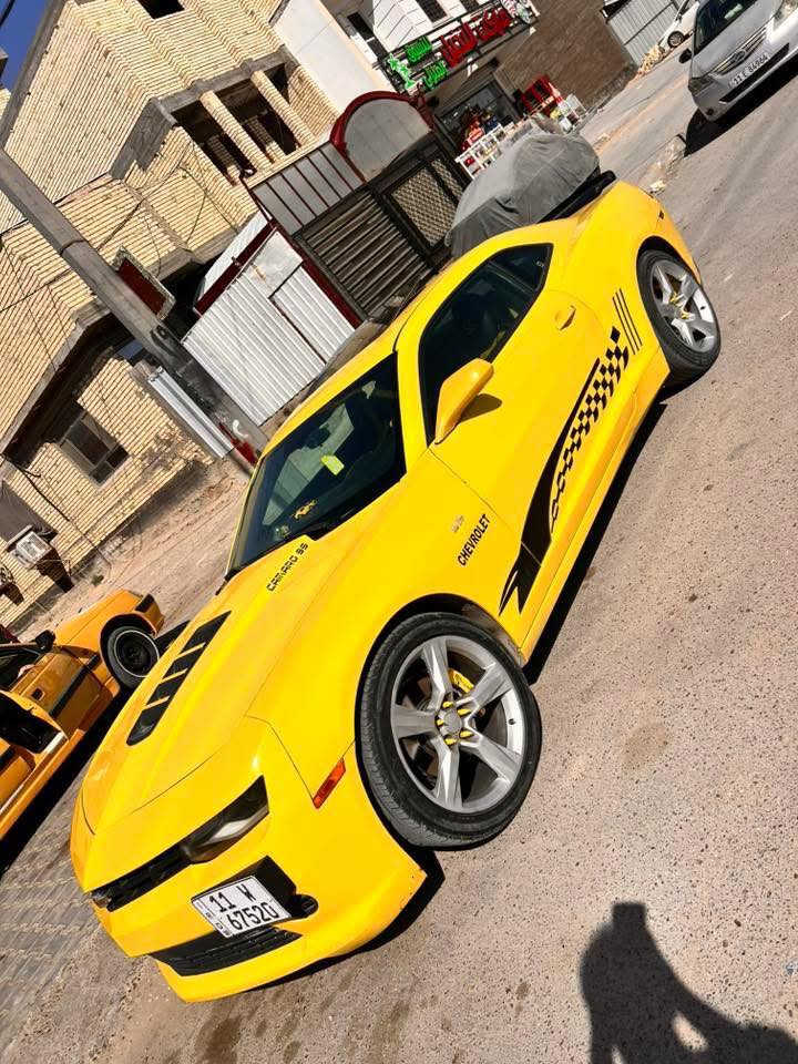 كمارو 2014 فول مواصفات فتحة سقف غرفة جديدة للبيع ماشية 95 الف بيها قطعتين ب اسمي السيارة تحويل ثاني يوم رقم انكليزي جديد هزة جديدة مصفرة من كلشي 
مكاني بغداد الاعظمية للتفاصيل اكثر ..
***********
