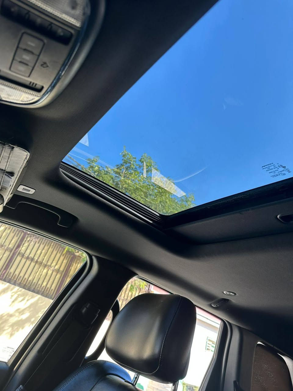 جيب امريكي لمتدد موديل 2017
حادثه مثل ما موضح بالصور فقط جاملغ امامي ومصلح بدون تبديل

محرك 6 سلندر 3600 فور ويل

ماشيه 90 ميل

كير محرك كفاله

فول مواصفات لمتدد

بصمة دخول ذكي

تشغيل عن بعد

سلايت فتحه

صندوق كهرباء

شفتات ستيرن

تدفئه تبريد مقاعد

ذاكرة خزن ميموري

هيتر ستيرن

كراسي كهرباء وكراسي جلد

اشاير بالمري ومري هيتر

لايت زنون عالي ناصي كشافات زينون

حساسات خلفيه

مرايه اوتودم معتمه

شاشه وكامره دواره

مودات قياده

حدايه وتخم تاير جدد

تبريد وتدفئه

رقم بغداد باسمي

السعر 185 وبيها مجال قليل 
مكاني نجف
***********
