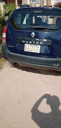 رينو ٢٠١٦ جاهزه من كلشي ماعدى ٣ قطع صبغ اثر دحجات وجراد قليل بالقماره ...