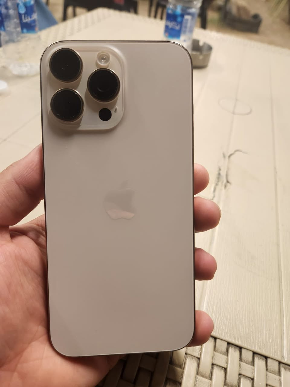 سلام عليكم 
آيفون ١٦ برو ماكس جهاز جديد بيدي فاتحه 
بطاريه ١٠٠ مشحون ١٣٦مره فقط كامل ملحقاته كيبل اصلي ماله 
وكارتون مطابق بعده بضمان ماستر جهاز شرق اوسط
مكفول من كلشي بي فقط هاي نقطه مماثره عل لمس 
سعر ١١٧٥ وبي مجال قليل 
عنوان ديالى تقاطع سبعه نيسان


**إذا كنت صاحب هذا الإعلان وتريد حذفه لأي سبب، رجاءا أرسل رسالة إلى الدعم الفني**