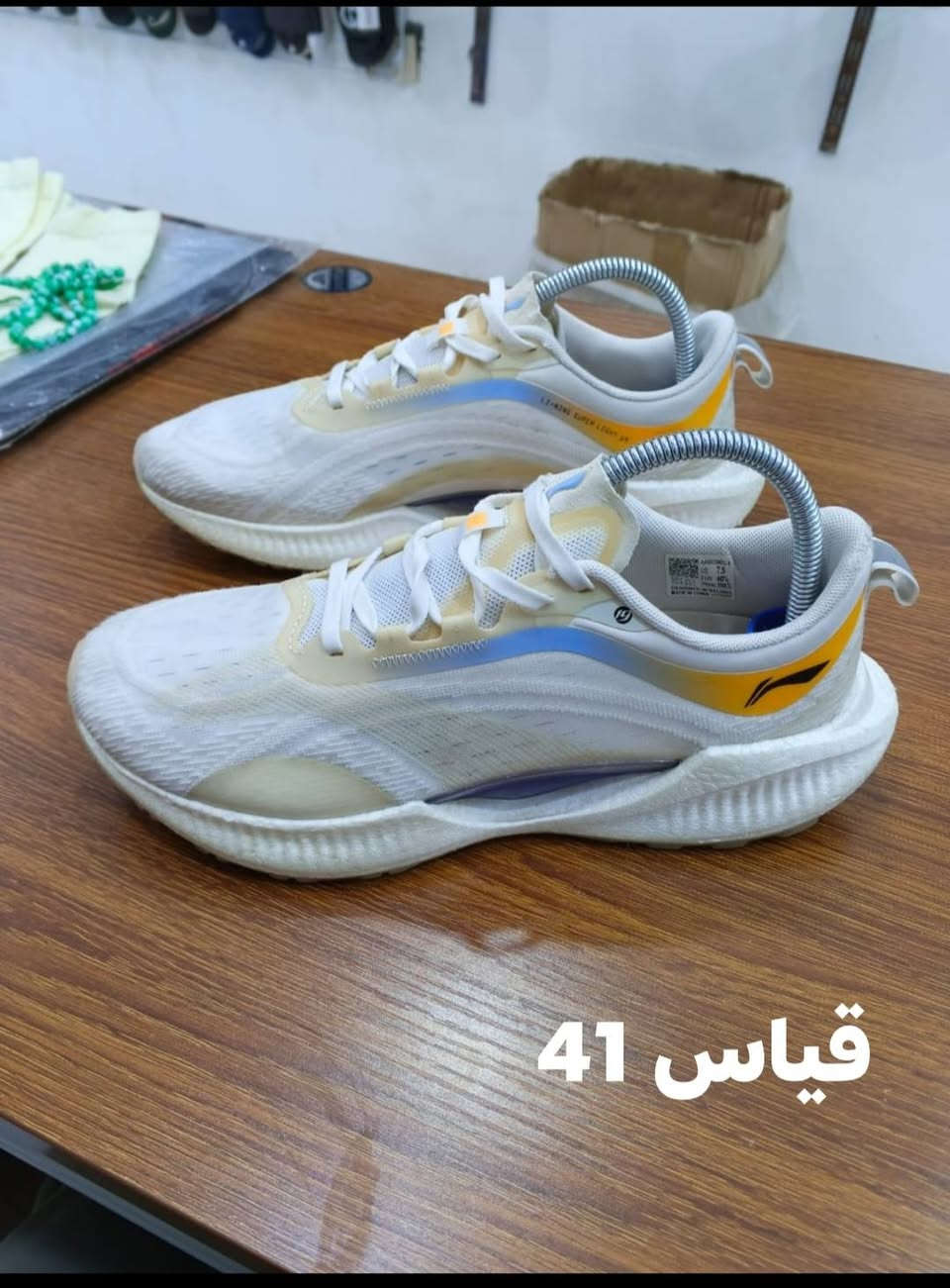 سلام عليكم احذيه باله نضافه
فول القياسات عله صوره السعر
خاص مكاني ناصريه مركز حي 
اريدو شارع مستشفى القلب
الاتصال او مراسله عله صفحه ***********
