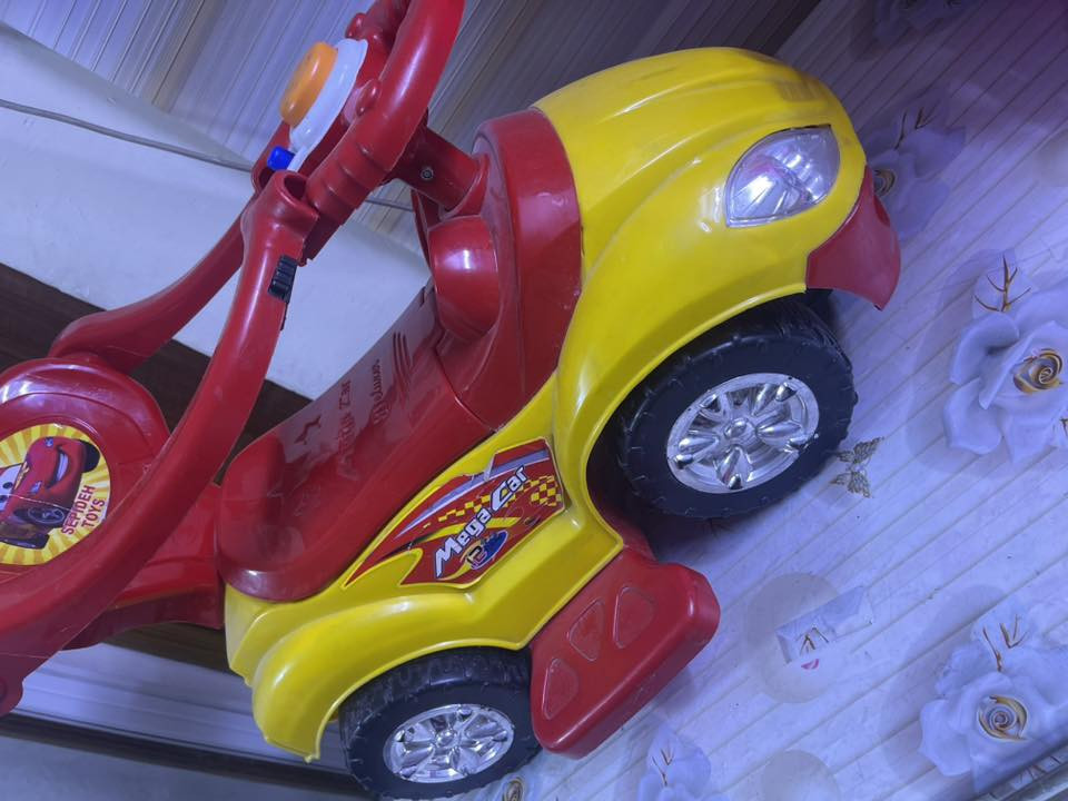 للبيع السيارة البنفسجية والبيضة ب40
الحمرة 20 المرجوحة 20


**إذا كنت صاحب هذا الإعلان وتريد حذفه لأي سبب، رجاءا أرسل رسالة إلى الدعم الفني**