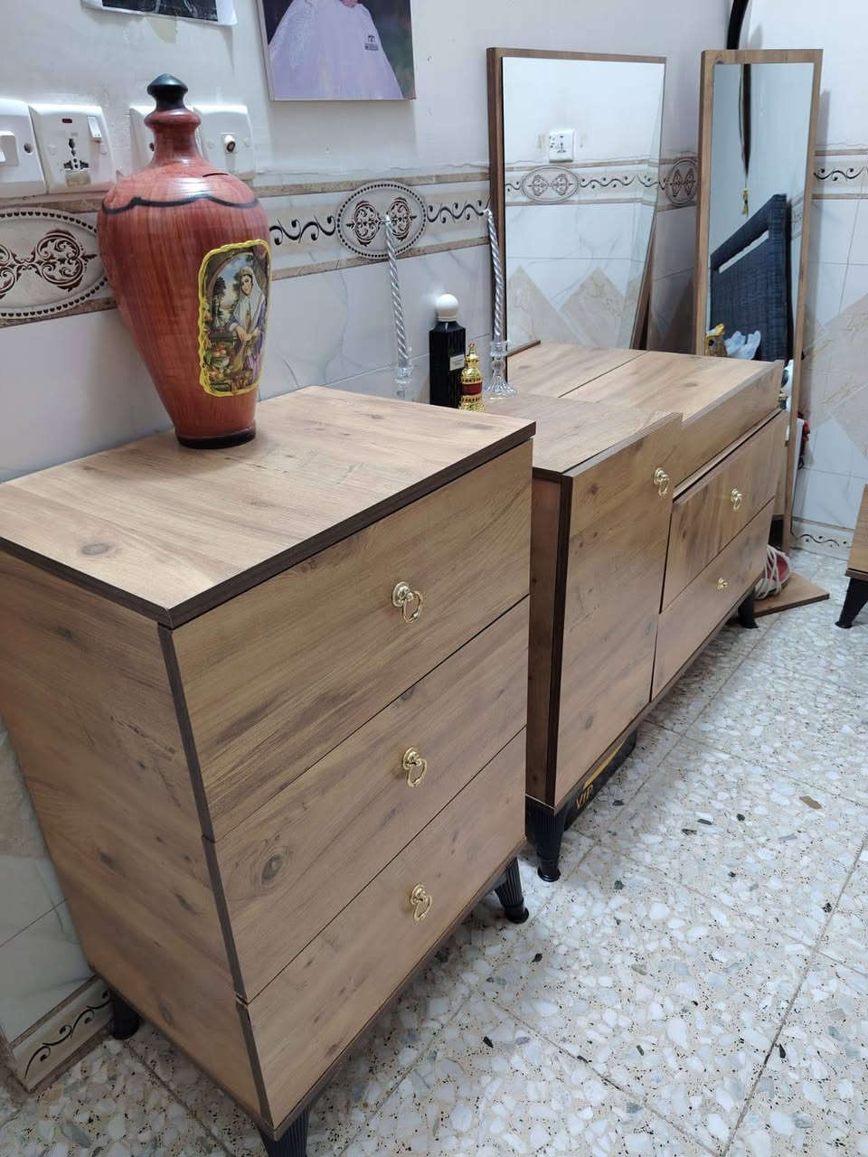 غرفه نوم نضيفه جدا ٨قطع مكاني بغداد الشعب


**إذا كنت صاحب هذا الإعلان وتريد حذفه لأي سبب، رجاءا أرسل رسالة إلى الدعم الفني**