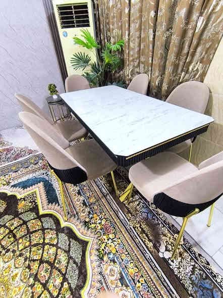 ميز طعام للبيع نوعيه راقيه تركي جديد غير مستخدم العنوان كربلاء حي القادسيه رقم الهاتف *********** كربلاء
