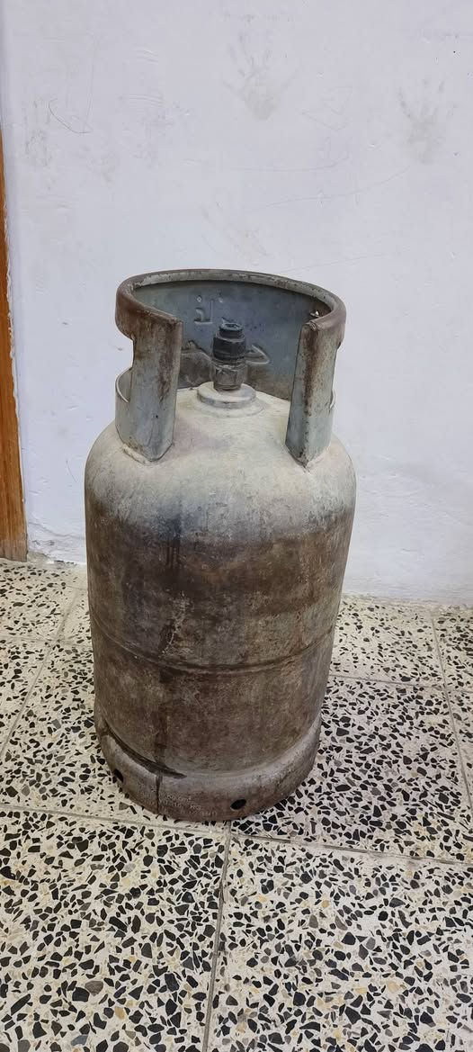 قنينة عراقية للبيع مليانا غاز السعر 80 وبيها مجال


**إذا كنت صاحب هذا الإعلان وتريد حذفه لأي سبب، رجاءا أرسل رسالة إلى الدعم الفني**