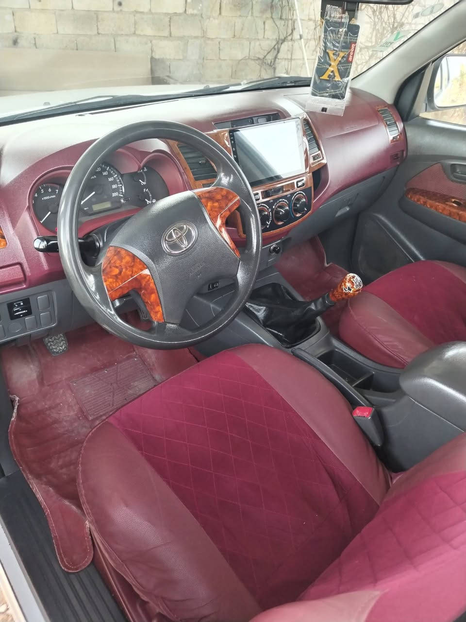 السلام عليكم للبيع عذاري ٢٠١٣ بدون اي صبغ رقم كركوك سنويه لل٣٠ بطاقة بنزين السياره جديدة السعر ١٨٦ اوبيهه مجال الاستفسار *********** المكان حويجه
