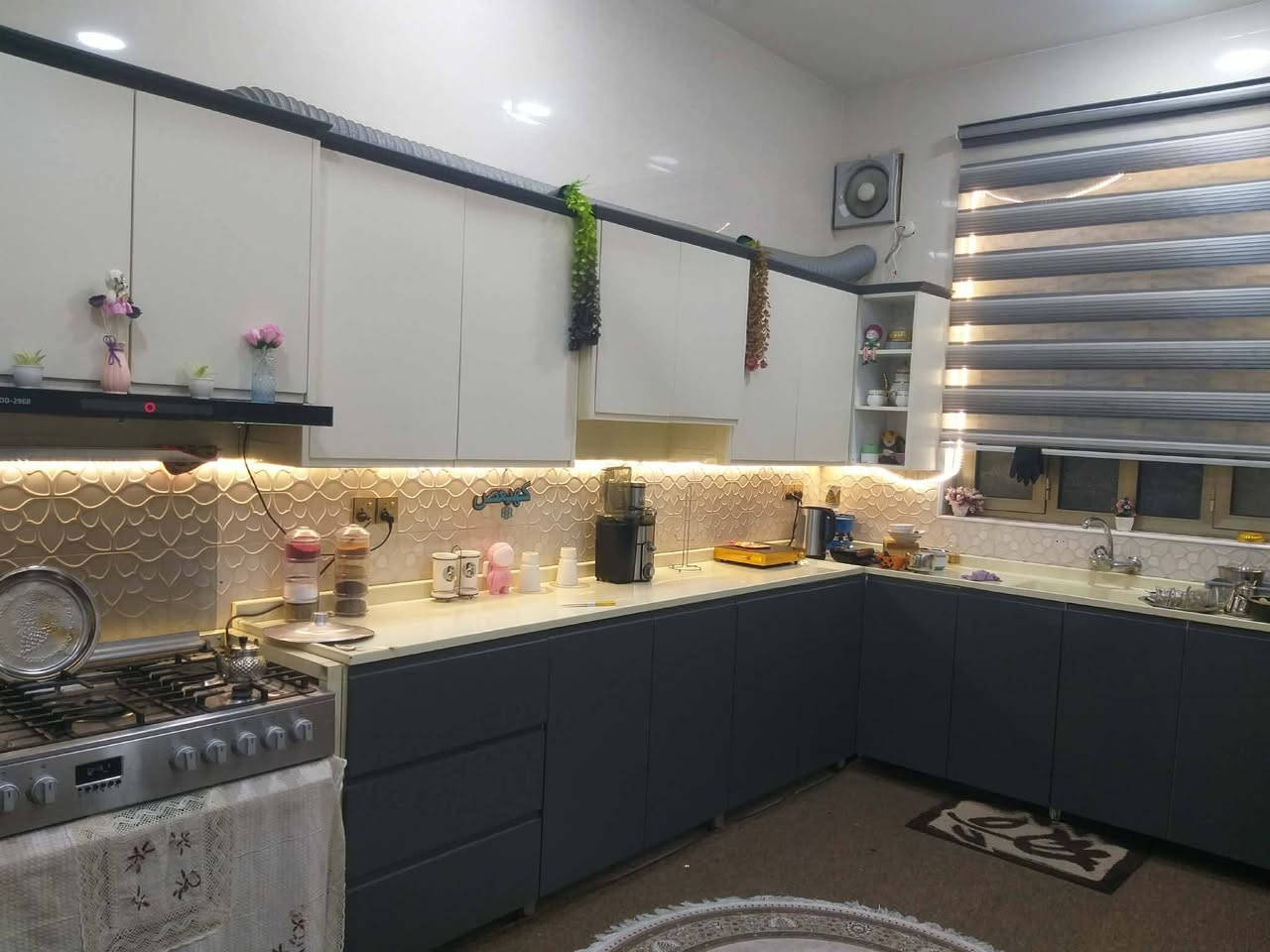 بيت ٢٠٦ متر طابقين بناء حديث الجربوعيه الثانيه مطلوب اسكان ٥٥مليونالتفاصيل
٤غرف

استقبال

مطبخ

كلدورعدد٢

صحيات عدد٣

حديقه

طارمه جبيره

تهويات عدد٢

الاتصال***********
