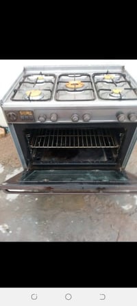 فرن • أجهزة منزلية • للبيع