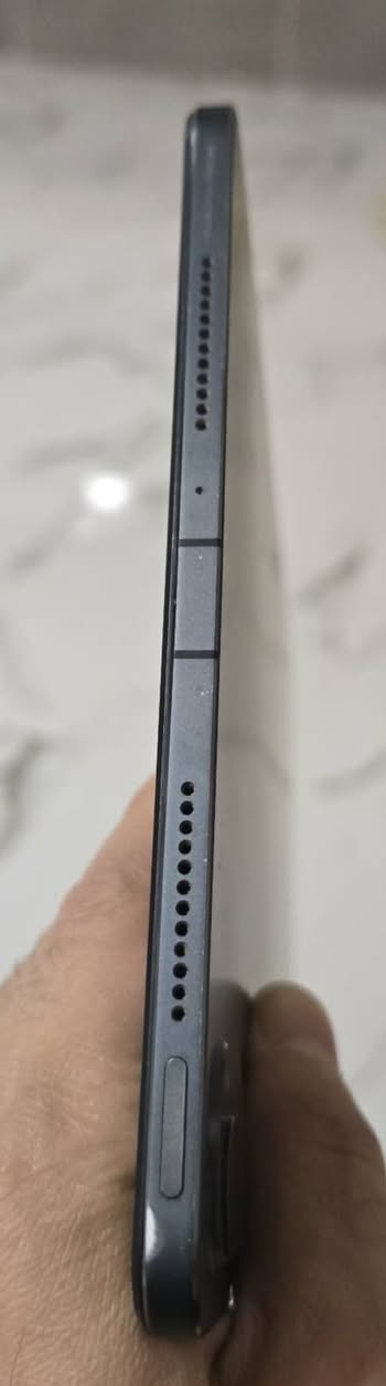 🔥 عرض مميز 🔥
📱 جهاز Xiaomi Mi Pad 5 للبيع بحالة ممتازة!
✨ المواصفات: ✔ شاشة 11 إنش IPS بدقة 2.5K (2560×1600)
✔ معدل تحديث 120Hz (سلس جداً)
✔ معالج Snapdragon 860 (أداء قوي)
✔ رام 6GB
✔ سعة تخزين 128GB / 256GB
✔ بطارية 8720mAh تدوم طويل 🔋
✔ صوت ستيريو 4 سماعات Dolby Atmos 🔊
✔ يدعم القلم (Smart Pen)
🎮 الأداء في الألعاب: ✔ يشغل PUBG Mobile بسلاسة عالية
✔ على إعدادات Smooth + Extreme يوصل تقريباً 60 فريم ثابت
✔ على HDR + Ultra أداء ممتاز بدون تقطيع ملحوظ
💯 الجهاز نظيف وخالي من المشاكل
💰 السعر: ( 250٫000 ) قابل للتفاوض
📍 الموقع : الموصل
📩 للاستفسار على الرقم ***********
#للبيع #MiPad5 #تابلت
