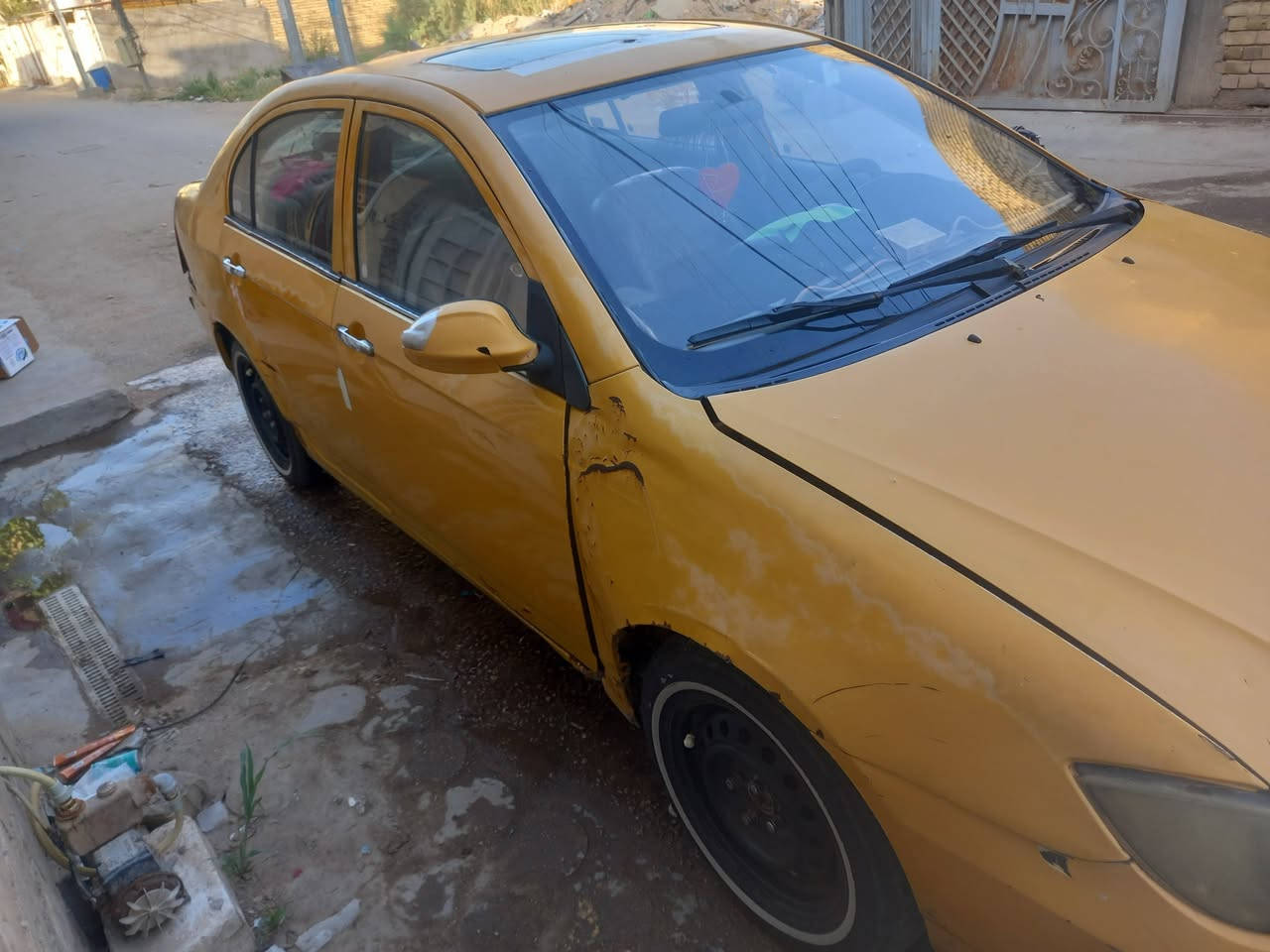 ليفان ٦٢٠ موديل ١١ رقم بابل  او امراوس بسايبا عارضه ٢٠قفل عليها هئيه وغرام ١٠٠ سنويه صاقطه سنه مكان كربلاء السياره يرادلها ترتيب تحويل ثاني يوم ابيع ع وضعها محرك وكير كورلا تخم تاير جديد موجود ع خاص او وتساب ***********
