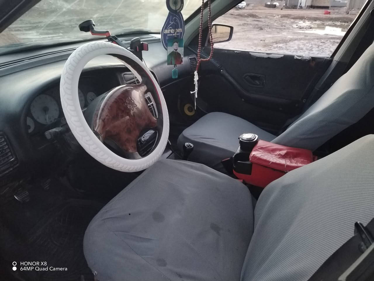 سلام عليكم بيجو بارص البيع موديل ١٣ جاهزة من كلشي حدادية ستوني مكملهة عينة وصينية ستوني شاد مكاني الدونية الحمزة الشرقي هاذة رقمي ***********
