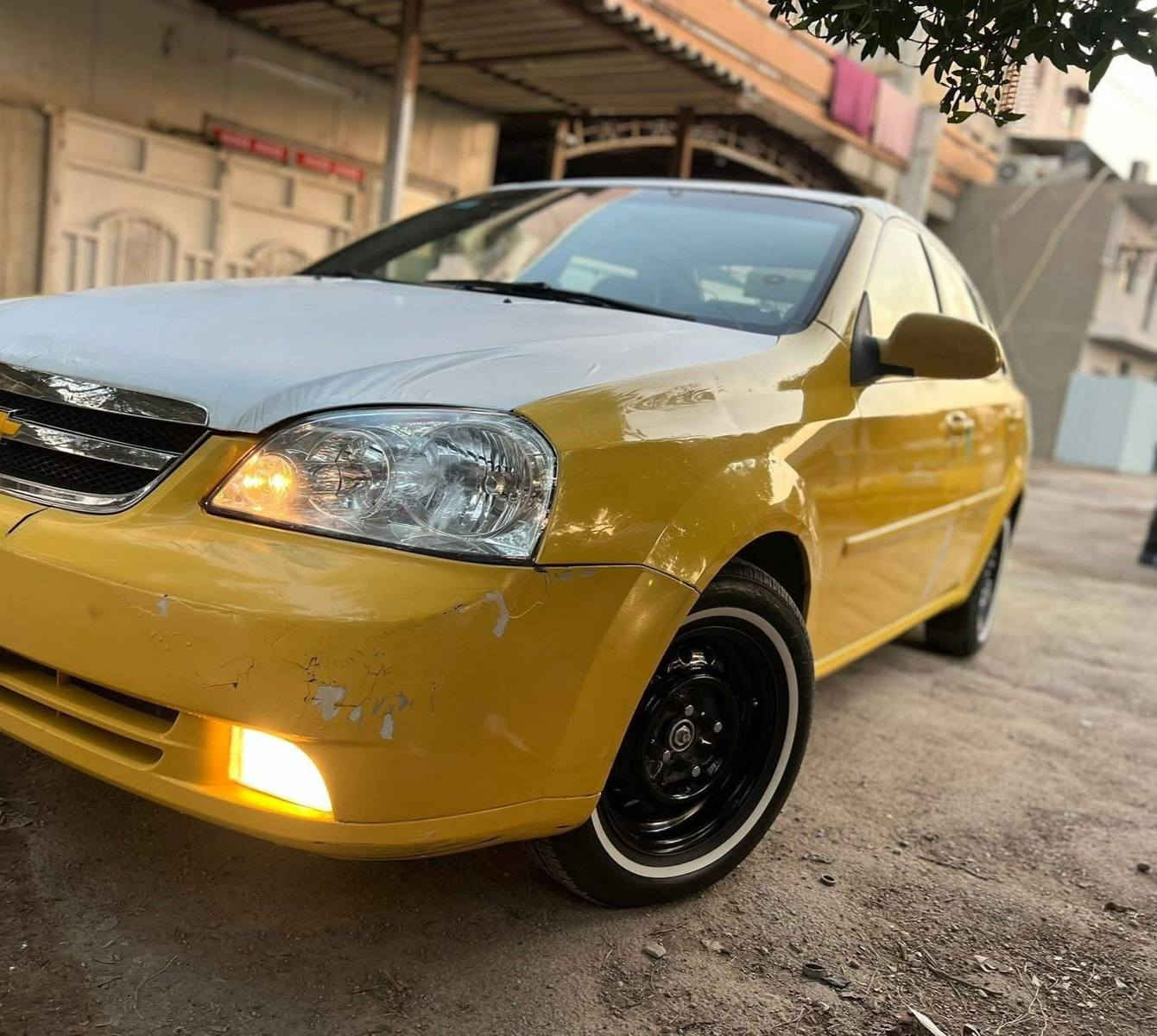 سلام عليكم  وبتره 2011 سياره جاهزه تبريد صدر امامي خلفي كهرباياته كله شغاله جهزه كبل  لشارع رقم نكليزي بسمي سعر 64 وبيه مجال قليل بيه طخطخات ابيعلك حزام *********** هزه جديده
