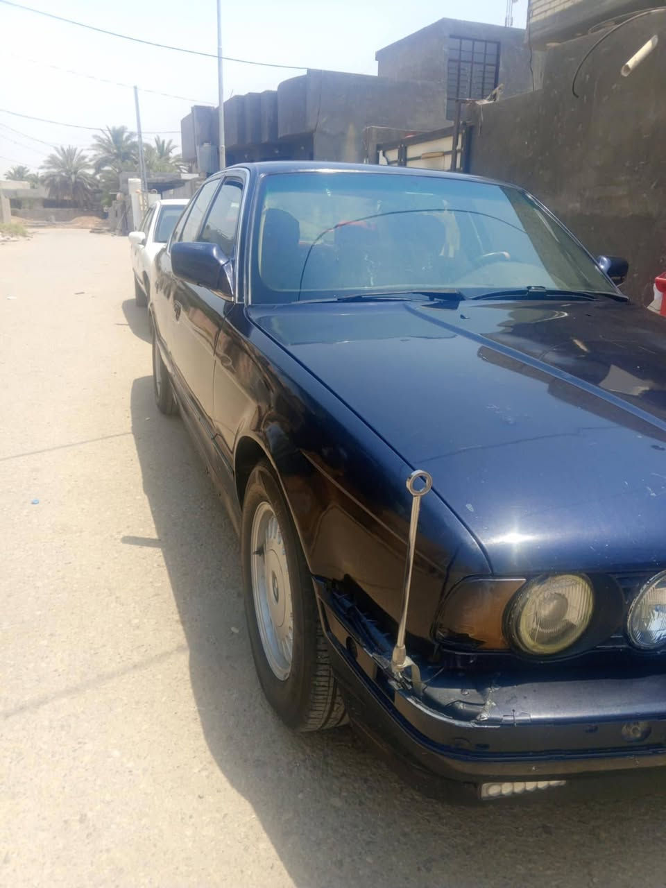 بي ام 520 كير عادي سنويه تفاصيل سياره كامله نقصه دعاميه خلفيه سنويه صاقطه السعر 30 وعليهه غرامه 800 تنزل من سعر السياره  *********** مكانه ديالى بني سعد
