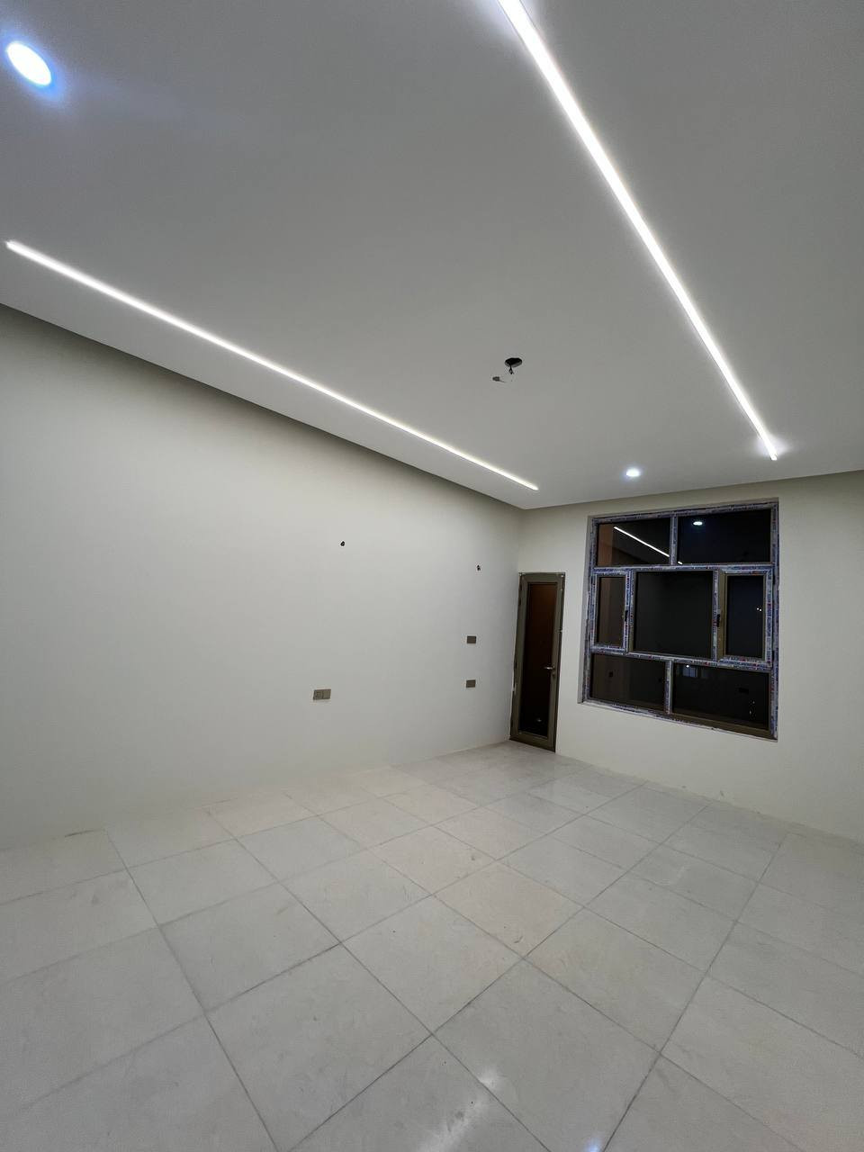 🏛️ بيت للايجار  🏛️

في الحكيمية بناء حديث ديلوكس

يحتوي ست غرف منام صاله مطبخ

صحيات استقبال كراج حديقه

سعر الايجار مليونين ونص

ــــــــــــــــــــــــــــــــــــــــــ

للمعلومات اكثر الاتصال

على الرقم الموضح 

***********

رابط القناة 

https://t.me/vvvohhh
