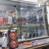 محل موبايلات • جاهز للبيع • كربلاء طريق السوادة