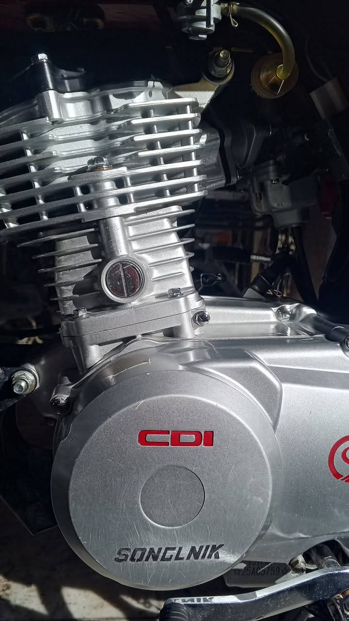 السلام عليكم 
سولنك 4كير مديل 25 
فول نضافه اوراق شلعه ومعدل 
للبيع 750 وبيها مجال للشراي 
مكان الاسكندريه ***********
