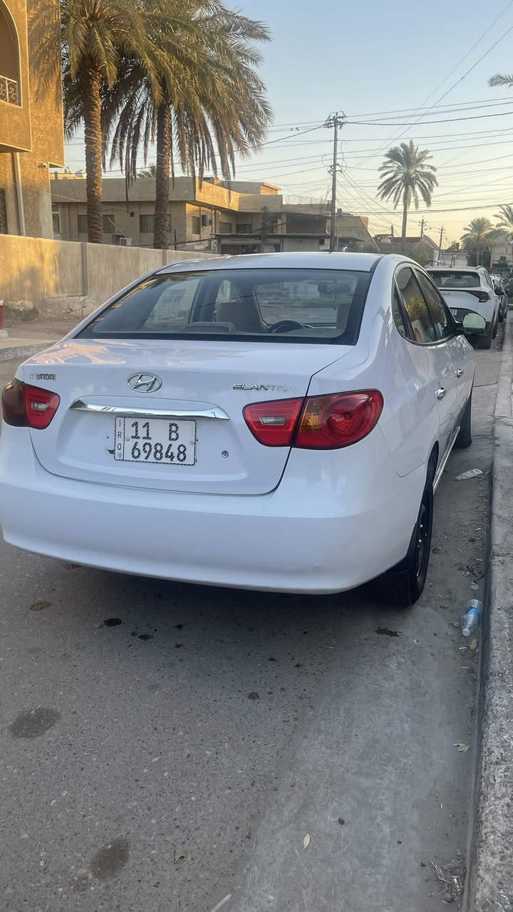 السلام عليكم
النترا 2011
خليجي مكينة ٢٠٠٠
مقدس السيارة بيهاا طخات بسيطة ونصبغن بدون حادث رقم بغداد بسمي 
تحويل مباشر السيارة مناقصهاا برغي حلوة مكاني بغداد حي الجامعة
***********
