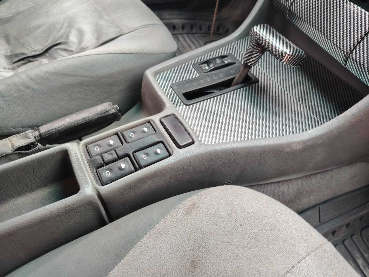 BM 92 للبيع جاهزه من كلشي محرك گير حدادية كهربائيات تخم تاير تبريد ثلج بيع مستعجل لتواصل على هذا الرقم *********** العنوان كربلاء المقدسة  السعر 50 وبيه مجال
