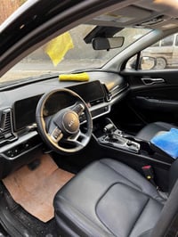 للبيع اومراوس سبورتج ٢٠٢٥ فول مواصفات بنيرامه رادارات ماشيه ٢٠٠٠ زيرو ...