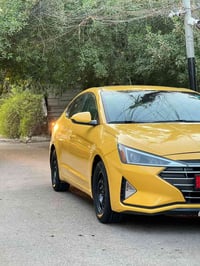 الانترة 2020 سياره جاهزه وحلوه حادثة الباب الخلفي مصفرة هيه وغرامات ال...