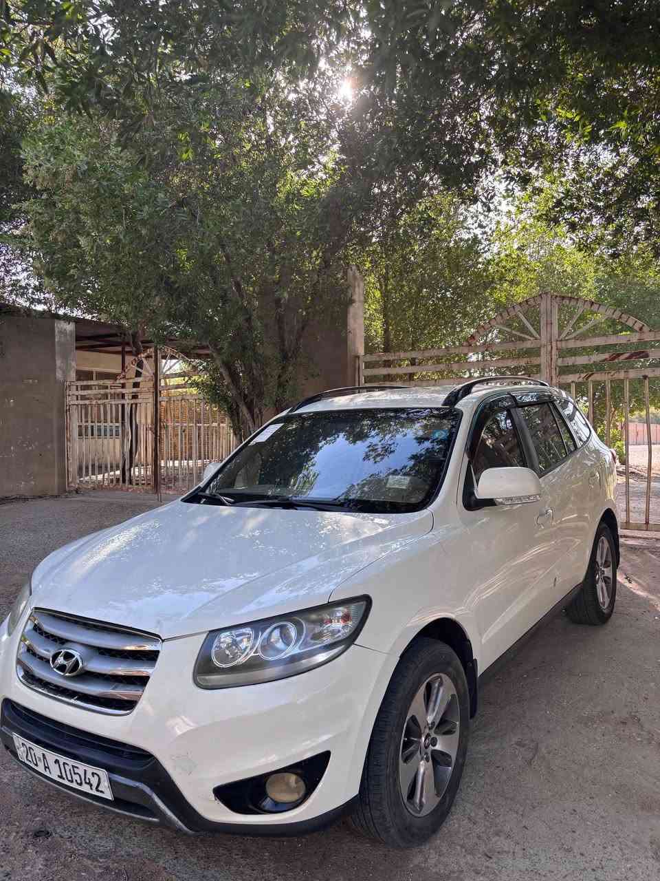 السلام عليكم 
سنتافي ٢٠١٢ خليجي شركة عامة 
رقم ديالى انكليزي بأسمي تحويل مباشر 
مشروع وطني سنوية لغاية٢٠٣١ 
بيه صبغ صفحه اثر طخه بدون ضربة بدون دواخل وبدون فتح وسونار بالمنشور ماشية ١٩٥ حقيقي جرس بال١٢٠
محرك ستة سلندر(٣٥٠٠) فور ويل سبعة راكب ثلاث قطع تبريد خمس ويل كب مري شفط اشارة بالمري 
محرك ما مفتوح بدون تنقيص وبدون تبخير كير ما مفتوح سيارة جديدة بدون اي نقص تخم تاير جديد وصدر وحدادية جديدة سيارة احلى من الصور 
السعر:١٢٢ وبيه مجال
مكان كوت دور الخليج 
***********
