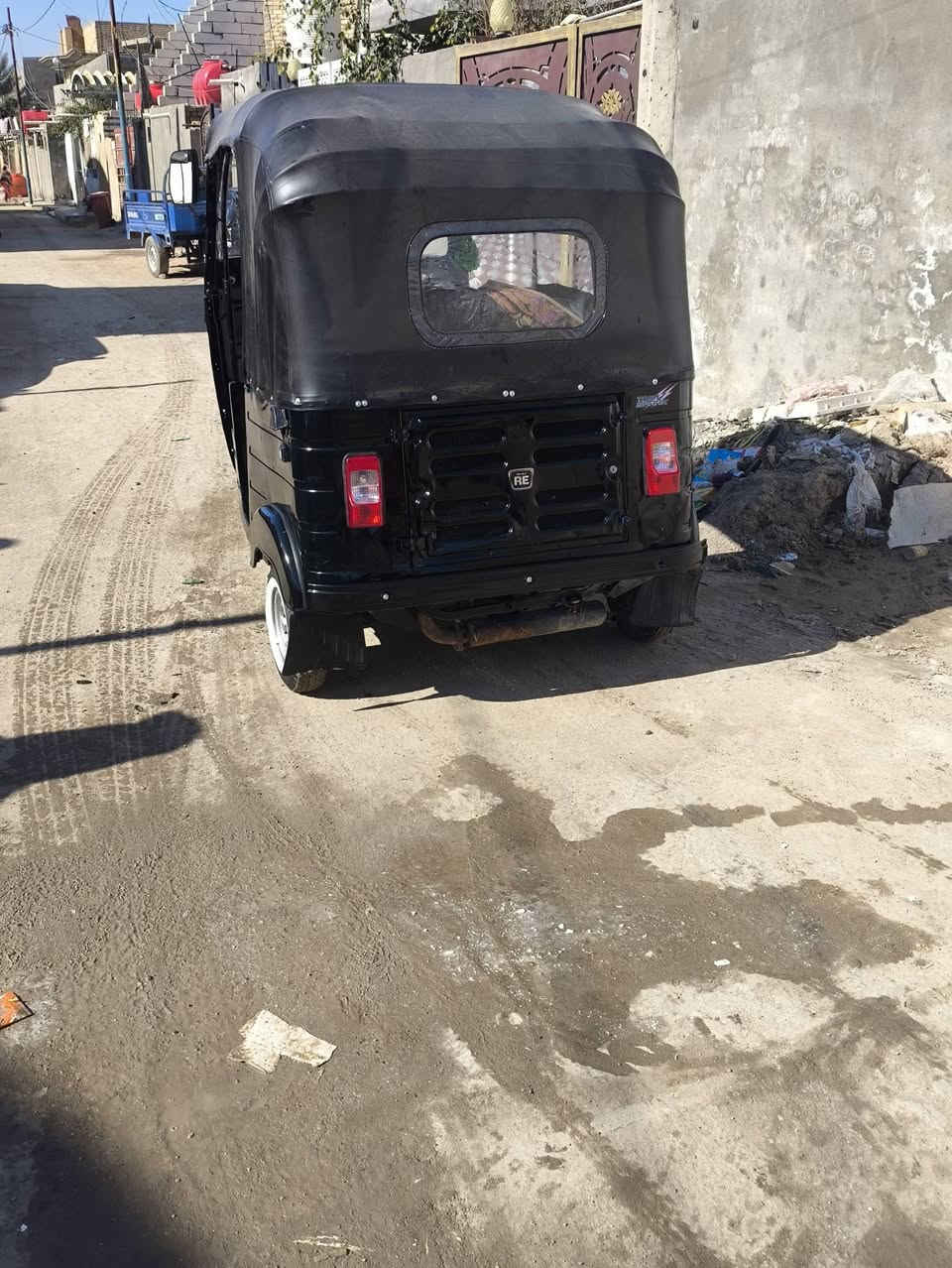 اسلام عليكم موديل 20مكفوله كفاله عامه
رقم وسنويه انكليزي تكتك جاهزه علخير حبايه 
مال جناي متوازي عل بيعته السعر 5ونص وبيه مجال
للشراي***********
