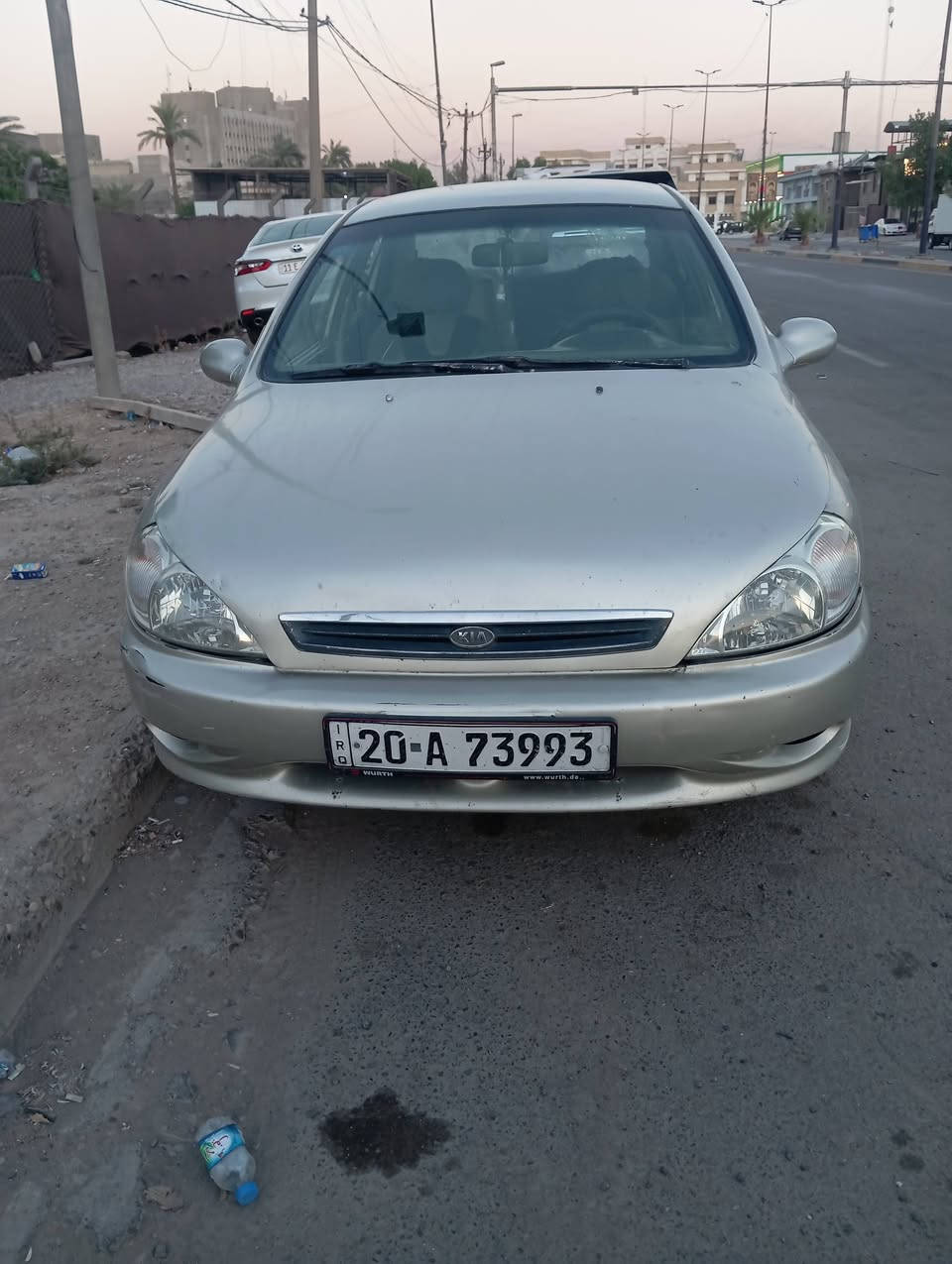 ياالله السلام عليكم ورحمه الله
كيا ريو موديل 2000سيارة جاهزة من كل شي 
تبريد تخم تاير جديد كهربائيات كلها شغالة 
سنتر لوك سيارة باسمي تحويل مباشر 

السعر 33وبيها مجال 

***********
***********
