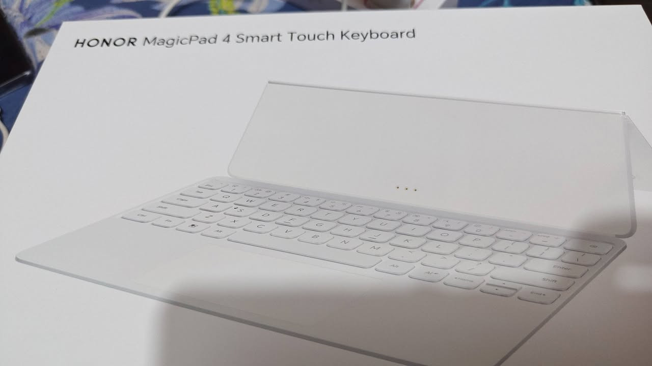 للبيع | HONOR MagicPad 4 Pro الغني عن تعريف
الشاشة: 13.3 بوصة OLED
الدقة: 3.2K (3200×2136)
معدل التحديث: 165Hz
المعالج: Snapdragon 8 Gen5
الذاكرة: 12GB RAM تصل إلى 24
التخزين: 256GB
البطارية: 10100mAh 
الشحن السريع: 66W
الكاميرا الخلفية: 13MP
الكاميرا الأمامية: 9MP
عدد السماعات: 8 سماعات
السُمك: 4.8 مم
نظام التشغيل: MagicOS (Android)
جهاز بالكرتون مشتغل ساعات فقط كلشي بعده بالجيس مع كيبورد وقلم
للبيع | HONOR MagicPad 4 Pro الغني عن تعريف
الشاشة: 13.3 بوصة OLED
الدقة: 3.2K (3200×2136)
معدل التحديث: 165Hz
المعالج: Snapdragon 8 Gen5
الذاكرة: 12GB RAM تصل إلى 24
التخزين: 256GB
البطارية: 10100mAh 
الشحن السريع: 66W
الكاميرا الخلفية: 13MP
الكاميرا الأمامية: 9MP
عدد السماعات: 8 سماعات
السُمك: 4.8 مم
نظام التشغيل: MagicOS (Android)
جهاز بالكرتون مشتغل ساعات فقط كلشي بعده بالجيس مع كيبورد وقلم
السعر مليون و 25
*********** واتساب أو اتصال
*********** واتساب أو اتصال
