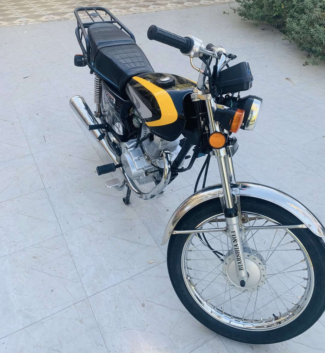 اسلام عليكم
دراجه للبيع 

اربعه كير 

اوراق سكنر 

موديل 2025

دراجه نظيفه

السعر 625 وبيه مجال

العنوان /كربلاء حي العباس عامود 50

رقم /***********
