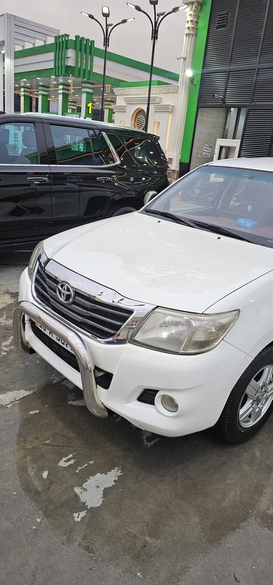 للبيع هايلوكس TOYOTA  2014 رقم بابل بأسمي كفاله عامه ماعدا الي مأشر بالاحمر تخم تاير كير اوتو محرك شاصي 19 ماشيه 184 المكان بغداد السعر 196 اتصل وتدلل ***********
