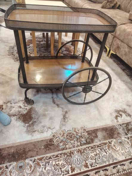 عربانه انتيكه للبيع ***********
