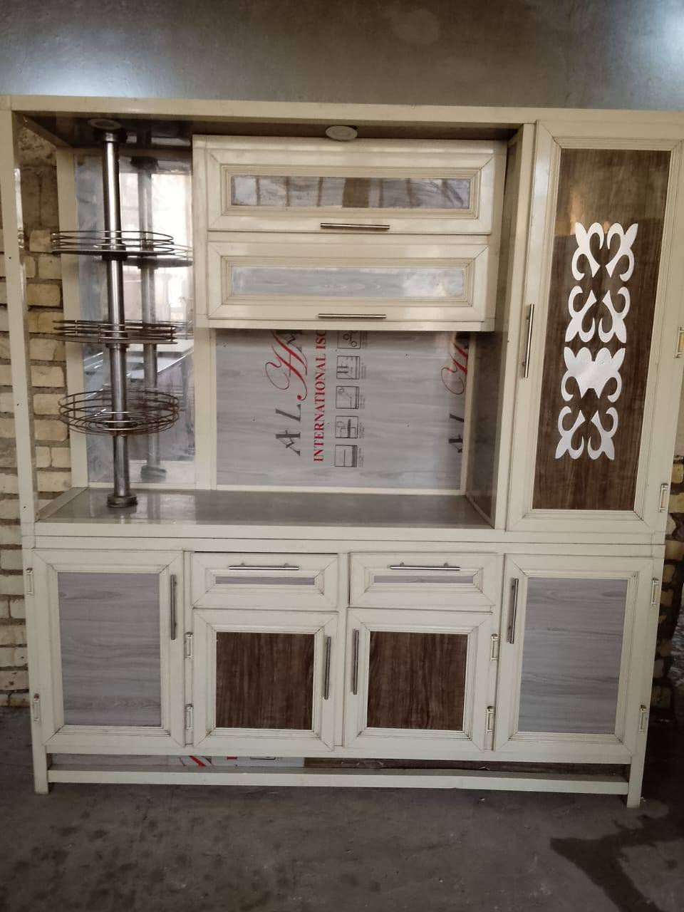 كاونترات للبيع المكان بغداد ***********بي واتساب
