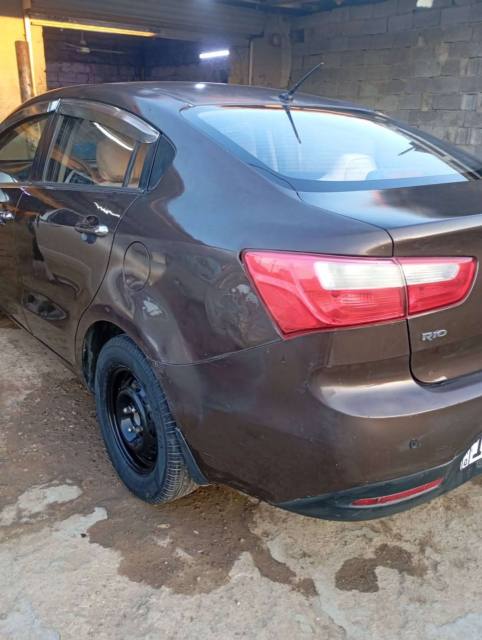 سلام عليكم
كيا ريو 2013 خليجية سيارة مكفولة لا ضربة ولا كص سيارة بيه مكانات صبغ مجرد جراذ بل بنيد وبلجنطة مصبوغات لجمالية مكية وكير وتبريد تخم تاير جديد سيارة جاهزة احلى من صور ورقم بغداد نكليزي جديد مكان سيارة بغداد 
سعر 84 وبيه مجال بسيط 
رقم الهاتف/***********
