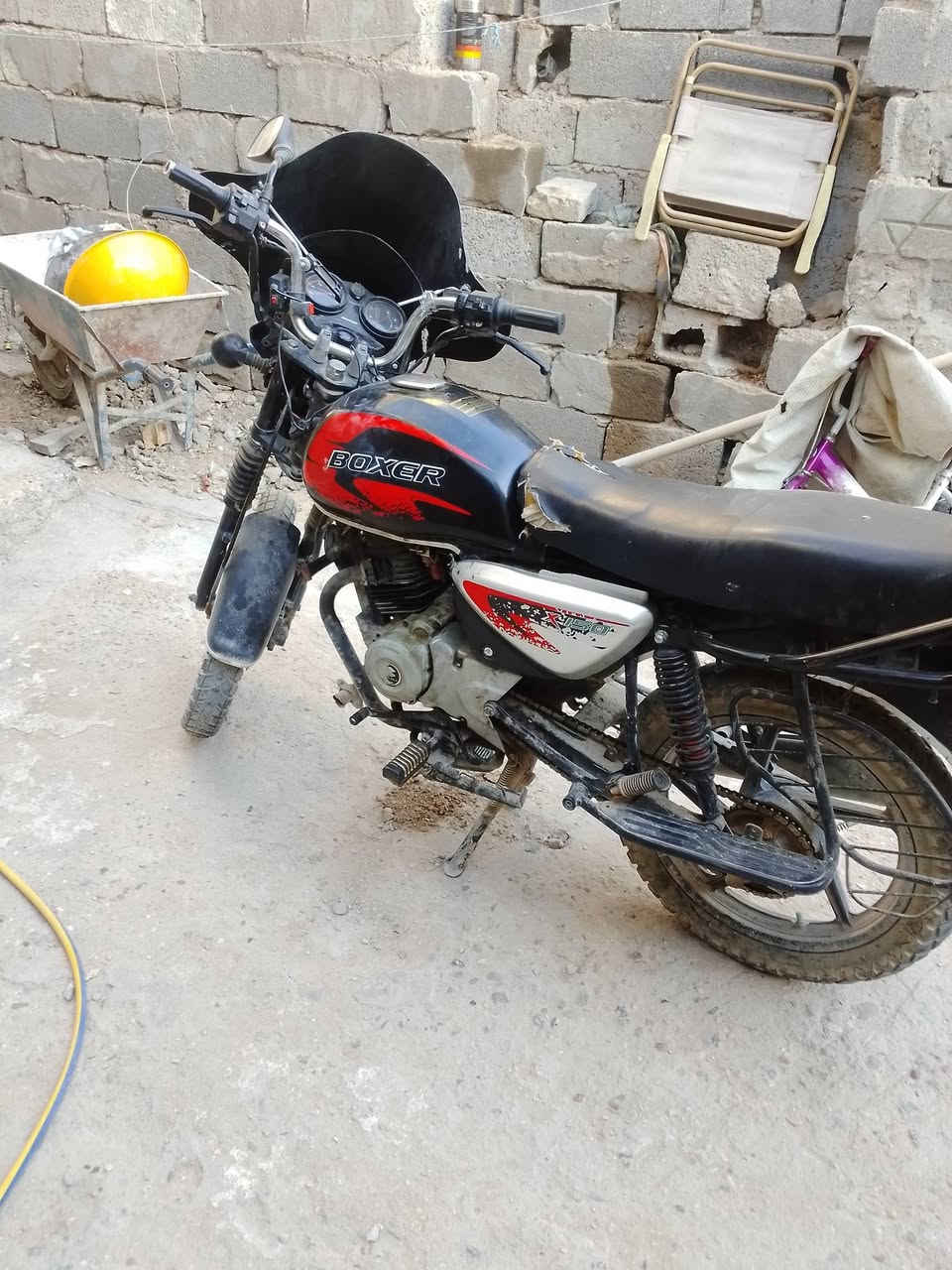 سلام عليكم دراجه بوكسر 22مديل اوراق سحب الدراجه يراد شرك ابيع كوم حديد المكان البلديات *********** السعر 450 الف
