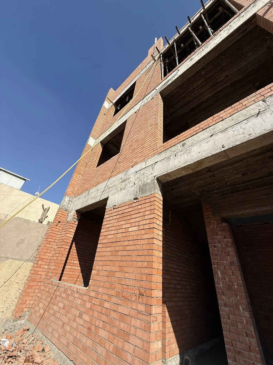 تم على بركة الله
ختم البناية بالكامل 
لموقع الحارثية رقم (2)
على ارض بمساحة 300م
لصالح شركة ارض البناء
جميع اعمالنا تتم على ايدي ماهرة
رقم الهاتف / واتساب 
***********
