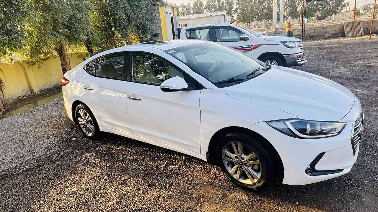 النترا  2017 خليجي  فول 1/1 عده البصمه 
70 الف كشنات جلد اصلي 
فتحه سلايت فول تحكم استيرن
مري شفط وترحيب 
شاشه جبيره 
داخل صاج 
نضام سبورت 
حساس كامرة
 محرك 2000 دوش 
سونار بالمنشورة بيهة شوية بارد
مكان السياره ديالى دلي عباس
للاتصال***********
سعر135
