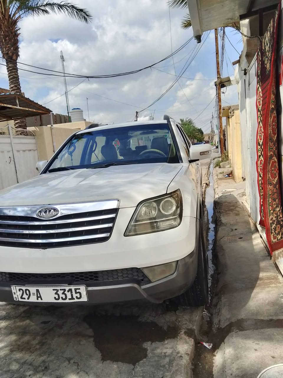 السلام عليكم كيا موهافي 2009خليجي تخم تاير صدر خلفي أمامي تبريد 3قطع مكينة وكير وكسل جدد خير من الله سياره دواخل حلقوم مواصفات فور ويل 4×4 شغال فتحة سقف شغالة مانع انزلاق ومال منحدرات مرايات شفط بس ميشتغلن ماعرف ليش جنطة شفط كشنات كهربائية جلد اصل ومدوشمة جلد تعتيم  مراية وسط مري جانبية قلاب خزن ميموري  تحذير من تعبر 120  بصمة ستيرن كهربائي لايت عالي زنون وناصي الليدي بك لايت لد كرستال شاشة أندرويد كامرة خلفية محرك 6سلندر 3800 بيهة كم قطعة صبغ(القمارة شخط مابيهة لا صبغ ولا كلشي) الضرر البيهة ضربة جاملغ امامي امصلحة ومابيهة شي وضربة جاملغ خلفي مصلح بس مامصبوغ حاط فابلون رقم واسط بسمي دولي مميز سعر ٩٦ وبيها مجال 
مكاني صويرة ***********
